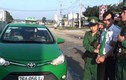Tài xế taxi Mai Linh vận chuyển ma túy bị bắt tại trận