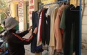Ấm lòng tủ quần áo mùa đông “ai thiếu đến lấy” ở Hà Nội