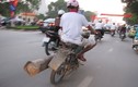 Tròn mắt với đủ loại xe cà tàng tung hoành đường phố Việt Nam
