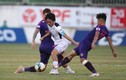 Cầu thủ "hiền nhất đội Sài Gòn FC" ném bóng thẳng mặt Hồng Duy