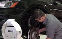 Xem robot thông minh của Audi sửa chữa ô tô