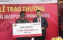 Khánh Hòa: Đeo mặt nạ kín mít nhận giải Jackpot 1,5 tỷ