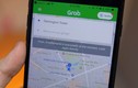 Tranh thủ 4 tiếng Grab "sập", tài xế Uber kiếm đậm