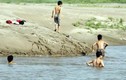 Phát hiện 3 học sinh tiểu học tử vong dưới hồ nước