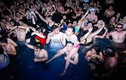 Thiếu nữ Hà thành mặc bikini “quẩy tưng” ở tiệc bể bơi