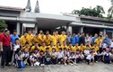 ĐTQG Việt Nam thăm làng trẻ SOS - Gò Vấp