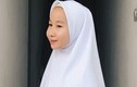 Cô bé Malaysia sở hữu thương hiệu khăn trùm đầu từ năm 13 tuổi