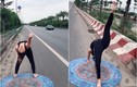 Trải thảm tập yoga trên đường cao tốc, cô gái khiến netizen hoảng hồn