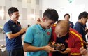 Hồng Duy suýt thành "nạn nhân" của thầy Park trong ngày sinh nhật