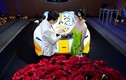 Kỉ niệm 9 năm ngày cưới, đại gia Minh Nhựa làm netizen "choáng"