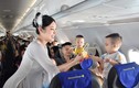 Nữ tiếp viên hàng không hot nhất Sài thành hóa Hằng Nga trên máy bay
