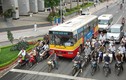 Hà Nội sẽ bỏ phí bảo trì đường bộ với xe máy?