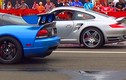 Xem siêu xe Dodge Viper bị Porsche 911 độ cho "hít khói"