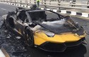 Siêu xe Lamborghini Aventador 50th cháy thành tro tại Dubai