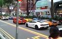 Cả dàn "siêu bò" Lamborghini gầm rú diễu hành trên phố