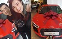 Đông Nhi "show hàng" siêu xe Audi R8 13 tỷ tại Sài Gòn