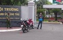 Thanh niện quậy trước cổng Thành ủy Vũng Tàu có biểu hiện lạ