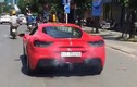 Siêu xe Ferrari 16 tỷ của Tuấn Hưng "quạt chả" tại Hà Nội 