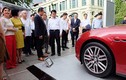 Chủ tịch Hà Nội "ngắm" xe sang Maserati Ghibli tiền tỷ 