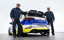 “Xế hộp” Volkswagen Golf R độ hàng khủng của cảnh sát Đức