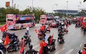 Môtô khủng, xe buýt mui trần đón đội tuyển U23 Việt Nam