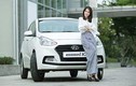 DV Tú Vi đọ dáng xe sedan Hyundai i10 giá 415 triệu 