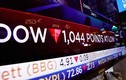 Chứng khoán Mỹ tiếp tục lao dốc, Dow Jones mất 1.000 điểm