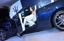 Hà Hồ đọ dáng mui trần tiền tỷ Maserati GranCabrio Sport 2018 