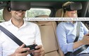 Porsche trang bị kính thực tế ảo cho ghế hành khách 