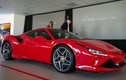 Ferrari F8 Tributo chính hãng ra mắt dân chơi siêu xe Việt 