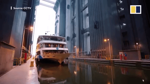 Video: Thang máy 'khủng' nhất TG ở đập Tam Hiệp nâng tàu ngàn tấn