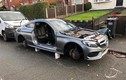 Mercedes-Benz C-Class bị trộm "lột sạch" phụ kiện sau một đêm