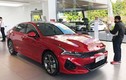 Kia K5 giảm 25 triệu tại đại lý, kỳ vọng "vượt mặt" Toyota Camry