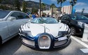 Chộp siêu xe Bugatti Veyron bằng gốm sứ đẹp lạ trên phố