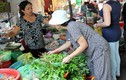 Săn lùng đặc sản rau rừng giá cao ở Sài Gòn