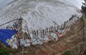 Hình ảnh sóng biển phá nát 3 km bờ biển Hội An