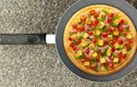 Cách làm pizza bằng chảo ngon như dùng lò nướng