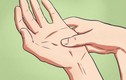 Bấm 5 huyệt trong lòng bàn tay để đẩy lùi cơn đau