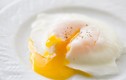 Mẹo chần trứng bằng màng bọc thực phẩm ngon không tả nổi