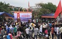 Ngàn người xem lễ “xông biển” đầu năm ở cửa biển Sa Huỳnh 