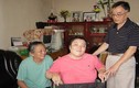 Sinh viên tài giỏi bỗng hóa đứa trẻ 6 tuổi bại liệt, mù lòa 