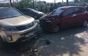 Hiện trường vụ tai nạn khiến phố Hà Nội xôn xao chiều Chủ Nhật