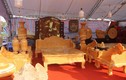 Bóc giá 3 bộ bàn ghế bằng ngọc nổi tiếng ở Việt Nam