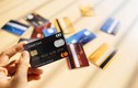 “Nằm lòng” bí quyết dùng thẻ tín dụng tránh bị “lụt nợ“