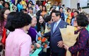 Thủ tướng gặp các nhà khoa học và kỹ sư nữ khu vực châu Á - Thái Bình Dương