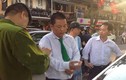 3 “kiều nữ” đánh tài xế Mai Linh ngay Tràng Tiền Plaza