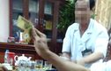 Giám đốc Bệnh viện ở Ninh Bình đánh bạc tại phòng làm việc