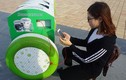 Đà Nẵng sử dụng thùng rác thông minh có thể sạc pin điện thoại