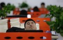 Cảnh ăn, ngủ tại văn phòng của nhân viên công nghệ Trung Quốc