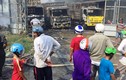 Long An: Cháy dữ dội vựa phế liệu cạnh cây xăng, 3 xe tải đã bị thiêu rụi